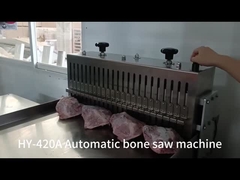 Automatische Knochensäge mit einer Klinge